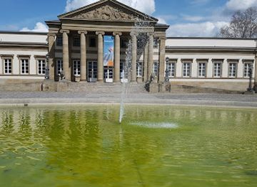 germany/stuttgart/landmark/naturkundemuseum-stuttgart-schloss-rosenstein