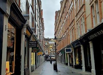 united-kingdom/london/landmark/cecil-court