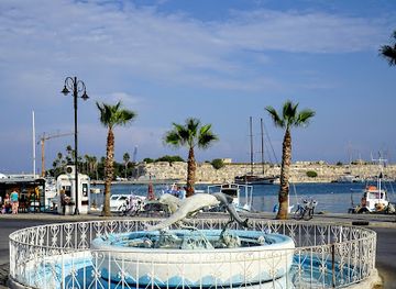 greece/kos/landmark/dolphin-square