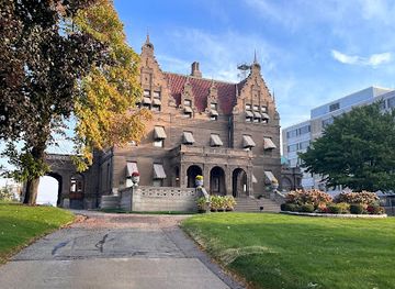 wisconsin/milwaukee/downtown/landmark/wisconsin-state-historical-marker-311-captain-frederick-pabst