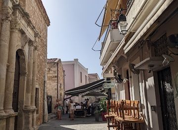 greece/crete/landmark/rimondi-fountain