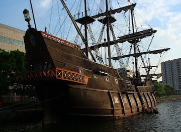 united-kingdom/south-glamorgan/landmark/roath-lock