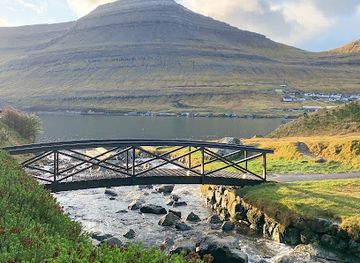 faroe-islands/strendur/landmark/u-ti-i-grov-bridge