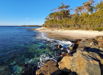 australia/jervis-bay/landmark/murrays-beach-boat-ramp