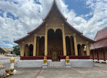 laos/central-laos/landmark/wat-sensoukharam