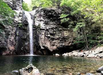 south-korea/ulsan/landmark/paraeso-waterfall
