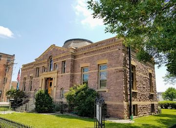 south-dakota/mitchell/landmark/carnegie-resource-center