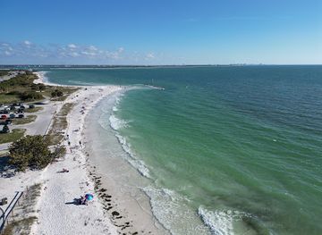 florida/honeymoon-island-state-park/landmark/honeymoon-island-beach