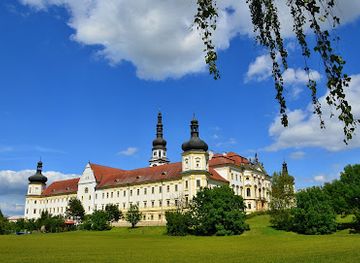 czechia/olomouc/landmark/hradisko-monastery