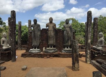 sri-lanka/hill-country/landmark/recline-image-house