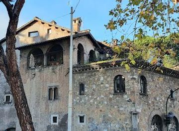 vatican-city/vatican-pinacoteca/landmark/piazza-in-piscinula