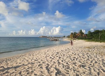 antigua-and-barbuda/darkwood-beach/landmark/runaway-beach