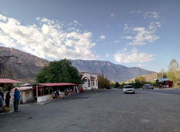 armenia/areni-wine-region/landmark/areni-market-wine-vodka-and-other