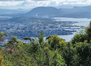australia/mount-wellington/landmark/mount-nelson-signal-station