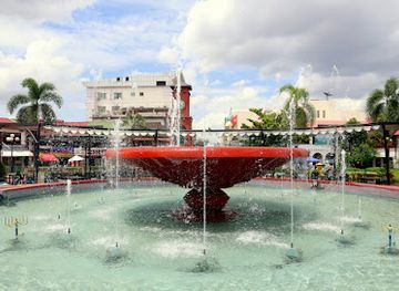 laos/vientiane-province/landmark/nam-phou-fountain