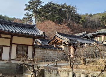 south-korea/andong-hahoe-village/landmark/dosan-seowon