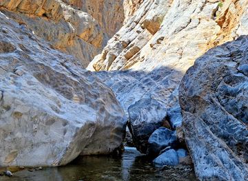 oman/ad-dhahirah-governorate/landmark/the-chains-oman