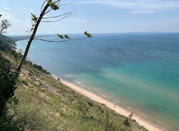 michigan/sleeping-bear-dunes-national-lakeshore/landmark/treat-farm-trail