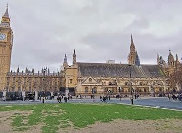 united-kingdom/windsor/landmark/parliament-sq