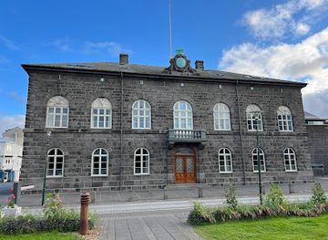 iceland/reykjavik/landmark/albingishusio