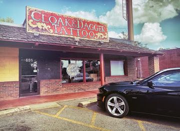 tennessee/clarksville/landmark/cloak-and-dagger-tattoo