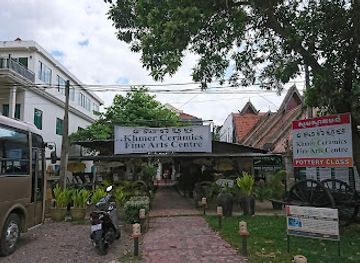cambodia/siem-reap/landmark/khmer-ceramics-fine-arts-centre