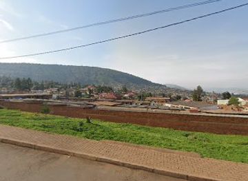 rwanda/kigali/nyamirambo/landmark/isoko-ry-i-nyamirambo