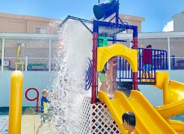 sint-maarten/dawn-beach/landmark/kids-zone-playground-barefoot-restaurant
