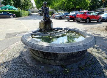 switzerland/schaffhausen/landmark/brunnen-beim-schutzenhaus