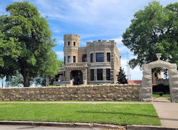texas/waco/landmark/the-cottonland-castle