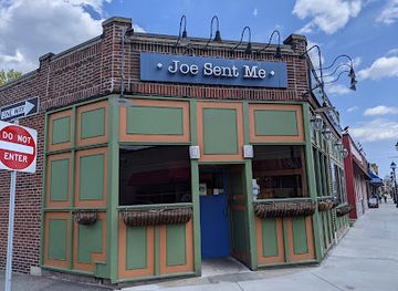 massachusetts/waltham/landmark/joe-sent-me