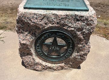 texas/west-texas/landmark/historical-marker-oldest-town-in-america