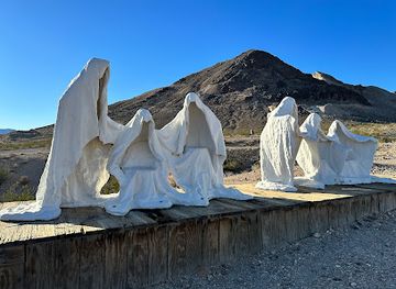 nevada/southern-nevada/landmark/labyrinth-at-rhyolite