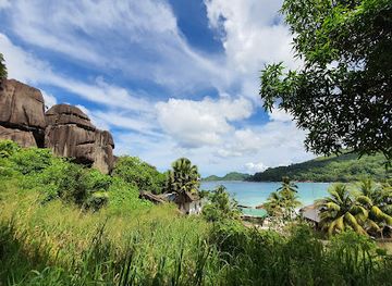 seychelles/baie-lazare/landmark/ros-sodyer-rock-pool