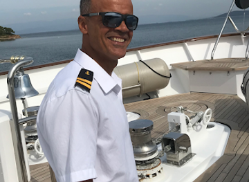 turkiye/black-sea-region/landmark/bosphorus-istanbul-boat-trip-mediterranean-sea-black-sea-region-authorized-sightseeing-tours-agency