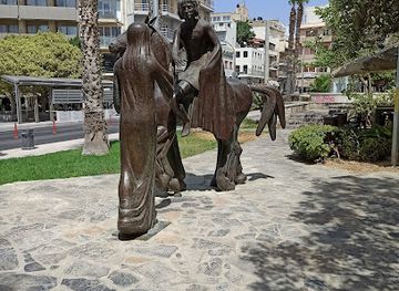 greece/crete/heraklion/landmark/statue-of-erotokritos