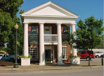 tennessee/franklin/landmark/landmark-booksellers-franklin-tennessee