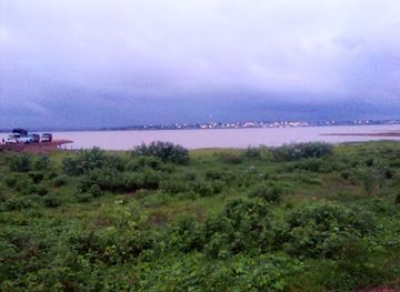 ghana/krachi/landmark/dambai-lake-side-2