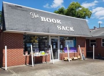 louisiana/slidell/landmark/mary-lou-s-book-sack