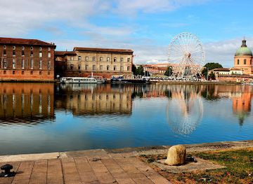 france/toulouse/landmark/place-de-la-daurade