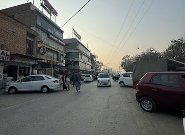 pakistan/peshawar/university-town/landmark/bhittani-plaza