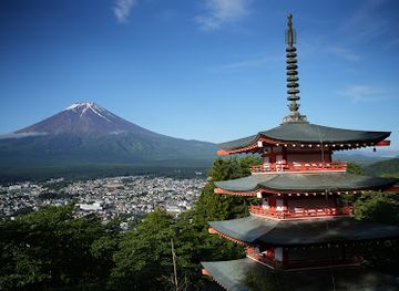 japan/yamanashi/landmark/arakurayama-sengen-park