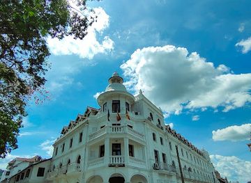 sri-lanka/kandy-district/landmark/queens-junction