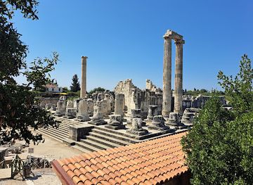 turkiye/caria/landmark/temple-of-apollo