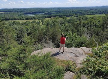 wisconsin/ice-age-trail/landmark/observatory-hill-state-natural-area