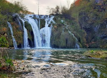 croatia/plitvice-lakes-national-park/landmark/golubnjaca