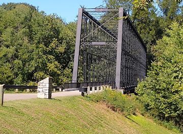 indiana/southeast-indiana/landmark/triple-whipple-bridge