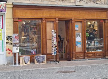 slovenia/styria/landmark/souvenir-shop-our-story