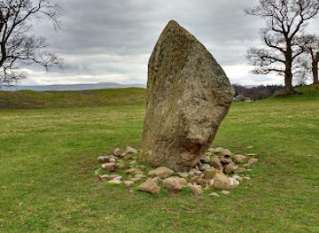 united-kingdom/cumbria/landmark/mayburgh-henge