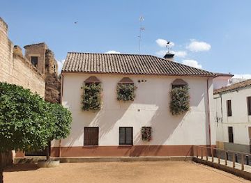 spain/cordoba/san-basilio/landmark/murallas-del-castillo-de-la-juderia